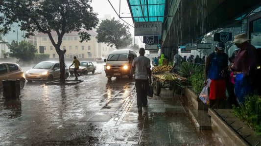 IMAGES OF HOME | A rainy November day in Harare | FungaiFoto IMAGES OF HOME | A rainy November day in Harare | FungaiFoto